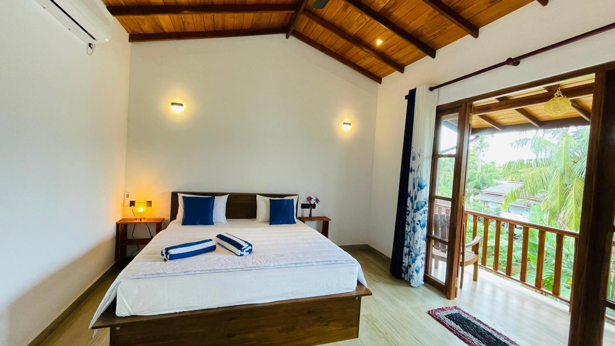 The Point Mirissa Hotel Bagian luar foto