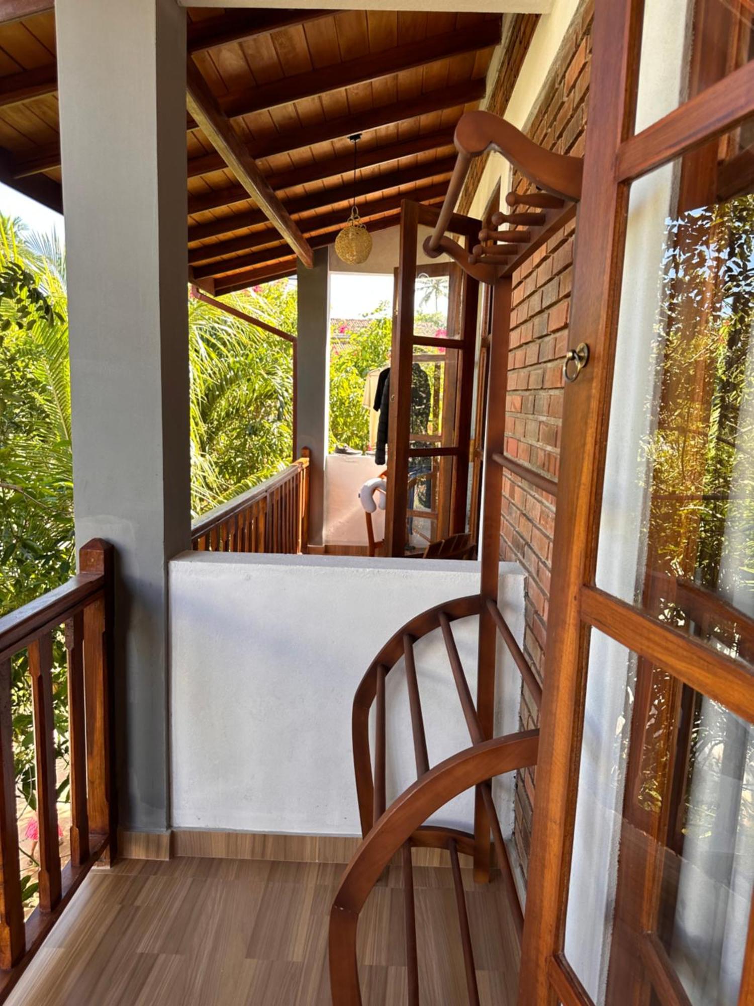 The Point Mirissa Hotel Bagian luar foto