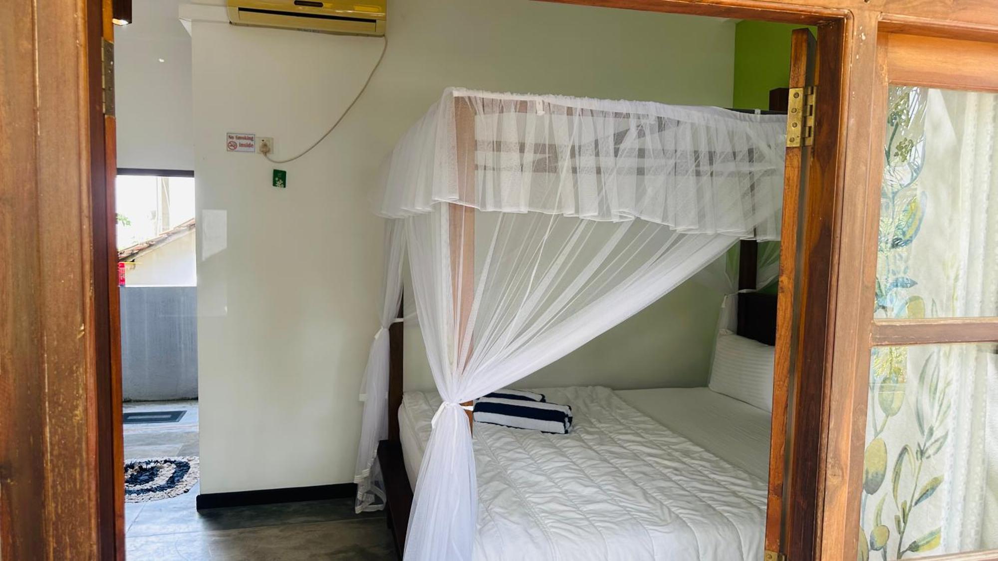 The Point Mirissa Hotel Bagian luar foto