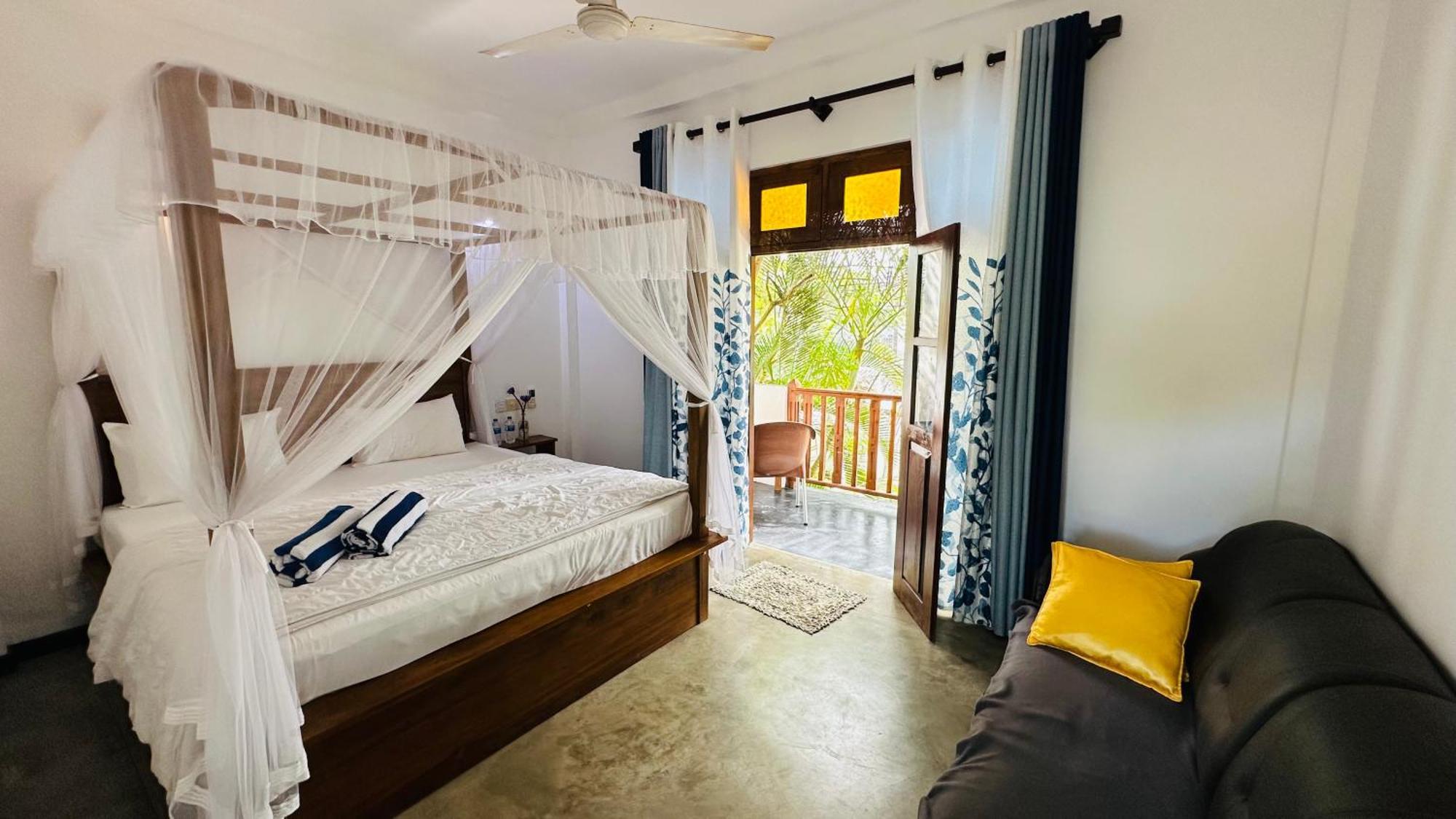 The Point Mirissa Hotel Bagian luar foto